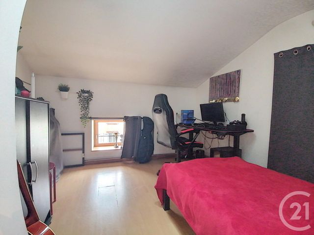 Appartement F3 à vendre - 3 pièces - 98.4 m2 - LUNEVILLE - 54 - LORRAINE - Century 21 Agence D'Haussonville Appartement F3 à vendre - 3 pièces - 98.4 m2 - LUNEVILLE - 54 - LORRAINE - Century 21 Agence D'Haussonville