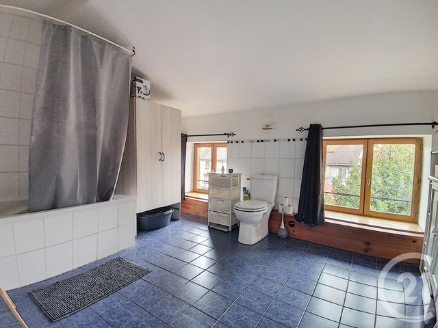 Appartement F3 à vendre - 3 pièces - 98.4 m2 - LUNEVILLE - 54 - LORRAINE - Century 21 Agence D'Haussonville Appartement F3 à vendre - 3 pièces - 98.4 m2 - LUNEVILLE - 54 - LORRAINE - Century 21 Agence D'Haussonville