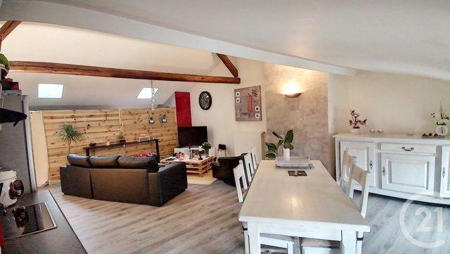 Appartement F3 à vendre - 3 pièces - 98.4 m2 - LUNEVILLE - 54 - LORRAINE - Century 21 Agence D'Haussonville Appartement F3 à vendre - 3 pièces - 98.4 m2 - LUNEVILLE - 54 - LORRAINE - Century 21 Agence D'Haussonville