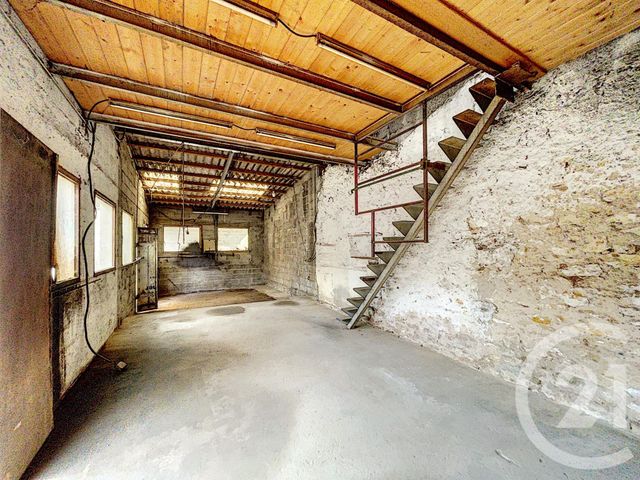 Afficher la photo en grand immeuble à vendre - 717.0 m2 - NEUVES MAISONS - 54 - LORRAINE - Century 21 Agence D'Haussonville