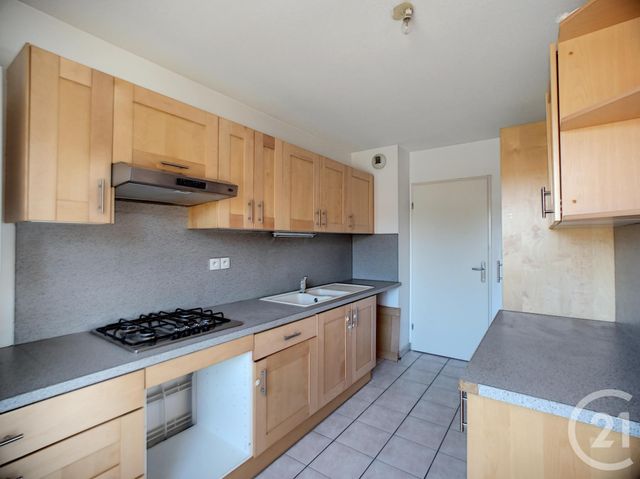 Appartement F4 à vendre - 4 pièces - 85.55 m2 - VANDOEUVRE LES NANCY - 54 - LORRAINE - Century 21 Agence D'Haussonville Appartement F4 à vendre - 4 pièces - 85.55 m2 - VANDOEUVRE LES NANCY - 54 - LORRAINE - Century 21 Agence D'Haussonville