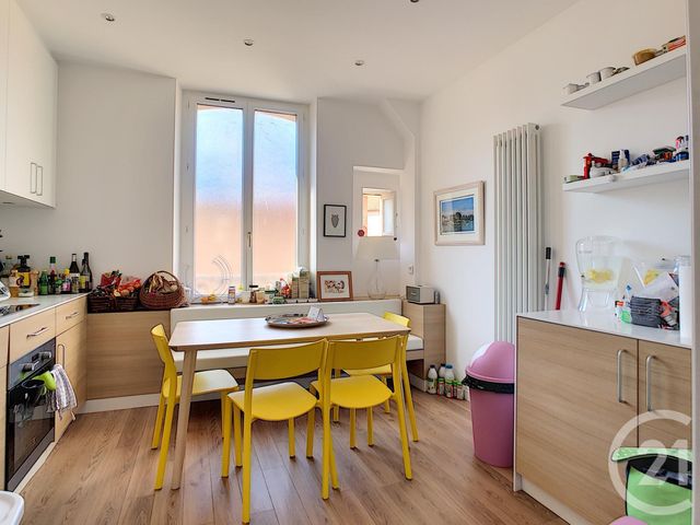 Appartement F5 à louer - 5 pièces - 101.09 m2 - NANCY - 54 - LORRAINE - Century 21 Agence D'Haussonville Appartement F5 à louer - 5 pièces - 101.09 m2 - NANCY - 54 - LORRAINE - Century 21 Agence D'Haussonville