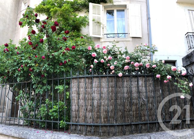 Appartement F5 à louer - 5 pièces - 101.09 m2 - NANCY - 54 - LORRAINE - Century 21 Agence D'Haussonville Appartement F5 à louer - 5 pièces - 101.09 m2 - NANCY - 54 - LORRAINE - Century 21 Agence D'Haussonville