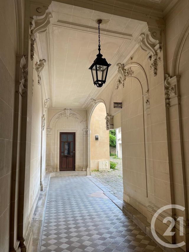 Afficher la photo en grand Appartement F4 à vendre - 5 pièces - 138.0 m2 - NANCY - 54 - LORRAINE - Century 21 Agence D'Haussonville